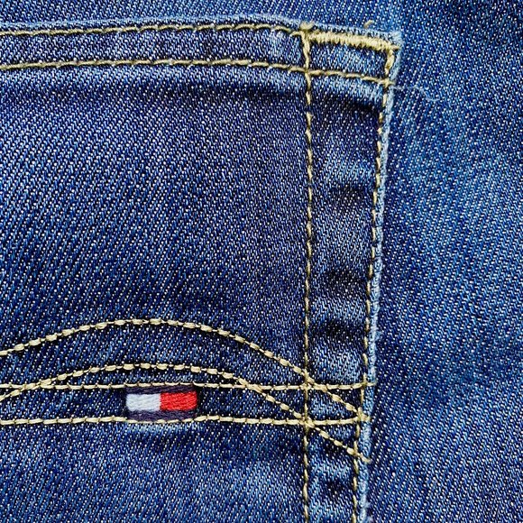 Low waisted Flair Tommy Hilfiger Jeans - Picture 1 of 4